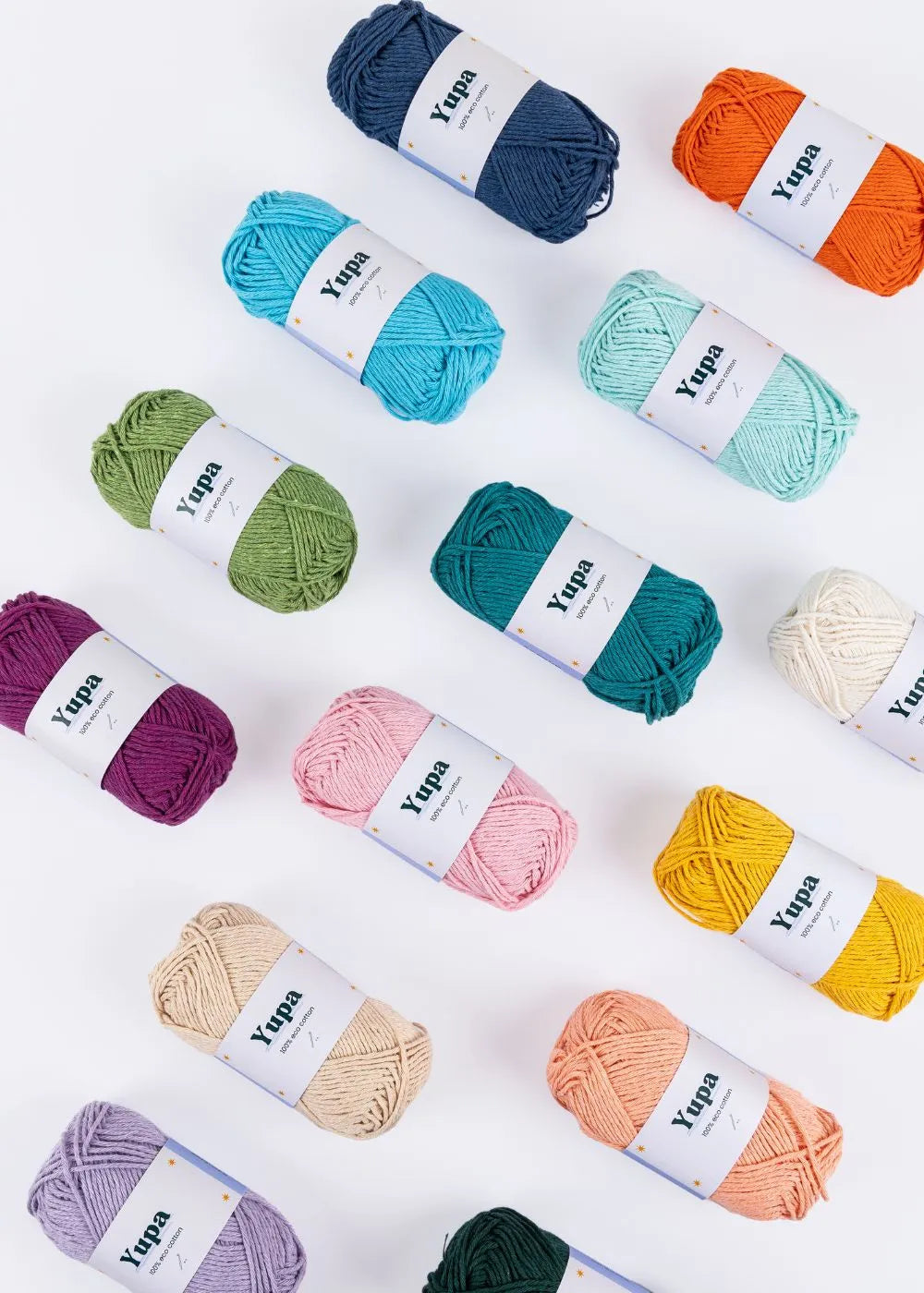 Verschillende soorten Yupa Eco Cotton op een witte achtergrond